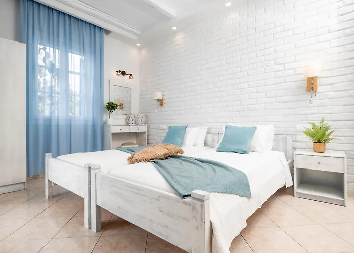 Aggeliki's Diamond Aparthotel